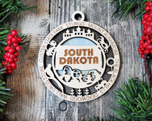 Load image into Gallery viewer, United States Christmas Ornaments christmas ornaments custom ornaments state ornament South Dakota
